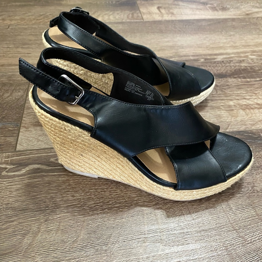 Amrican Eagle Wedge Sandals - Size 8